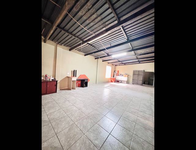 383M² BUSINESS FOR SALE IN WITBANK EXT 8